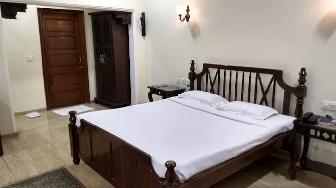 Royal Room