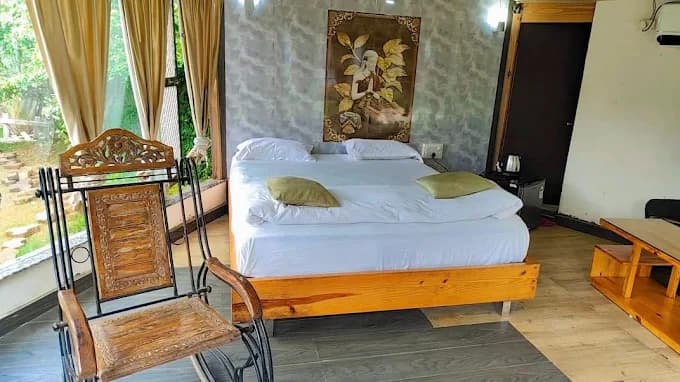 Hotel Toppers Corner photo 2