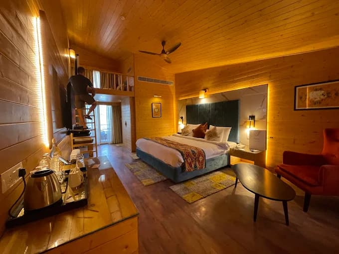 Regal Deluxe Room with Balcony