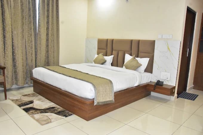 SUPER DELUX ROOM