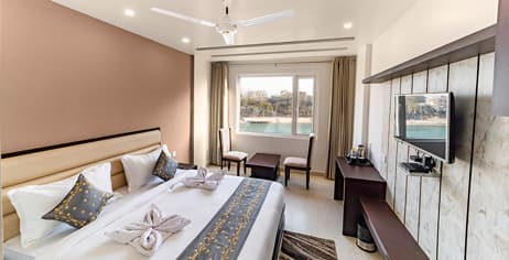 Premium Room Ganga View