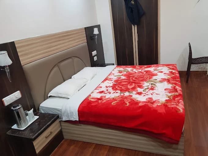 Royal Classic Room