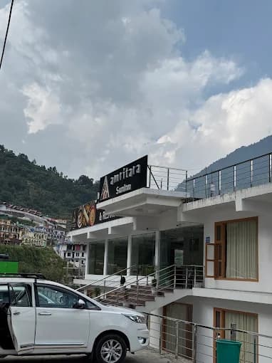 Amritara Hotel SunInn & Restaurant