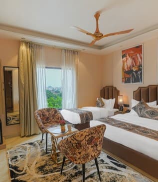 Luxe Stayz Saffron photo 3