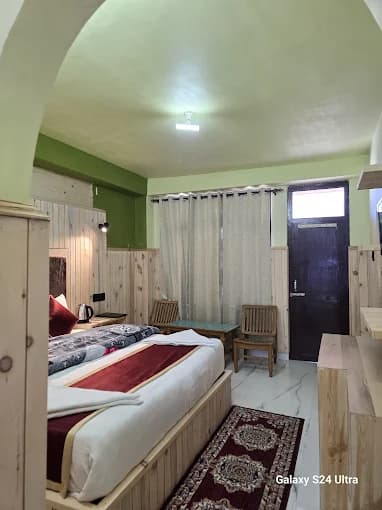 CLASSIC ROOM