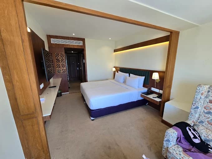 AC DLX ROOM (OCEAN VIEW) GROUND FLOOR