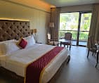 Lakeview Suite Room