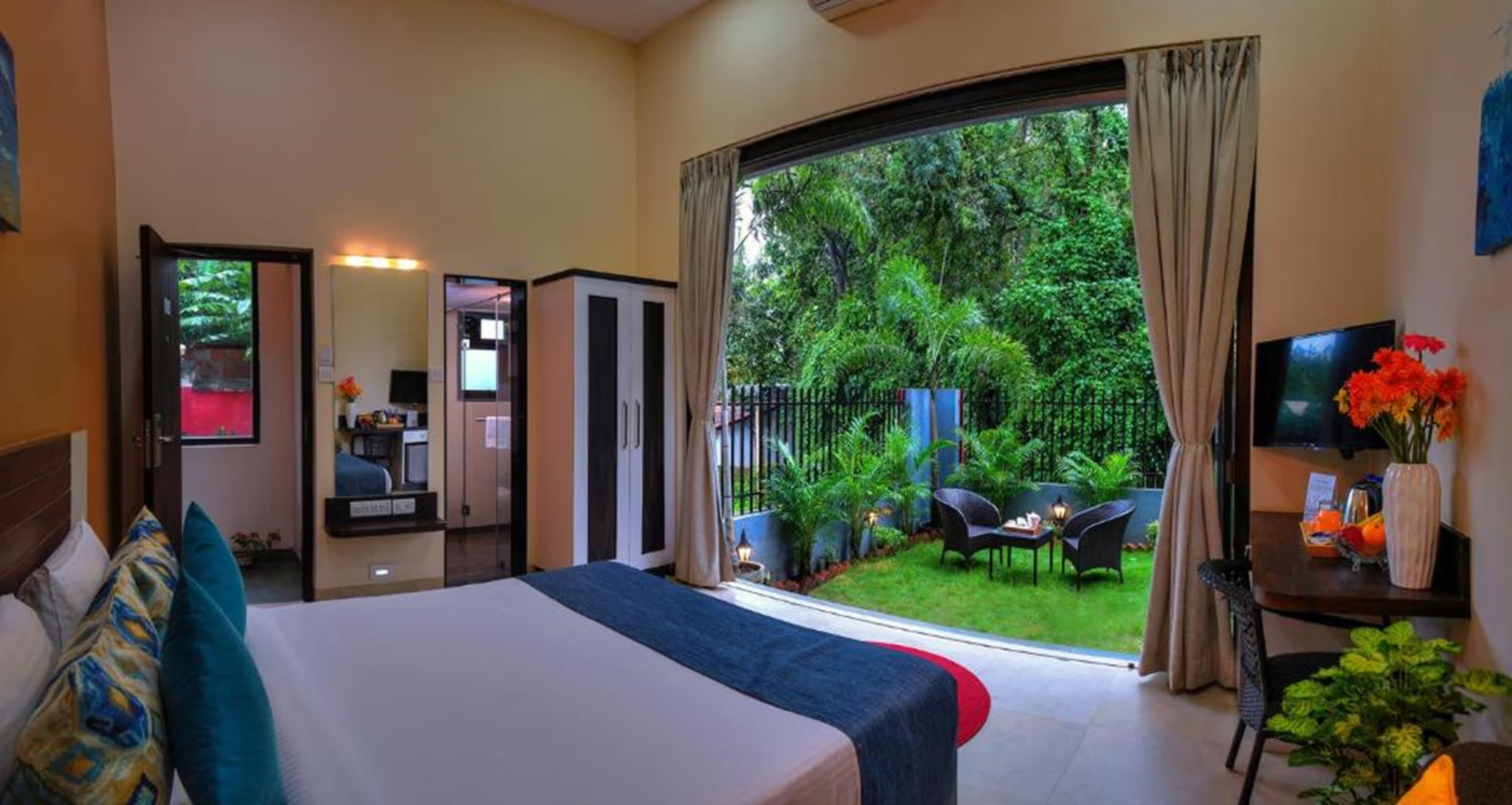 Suite with garden