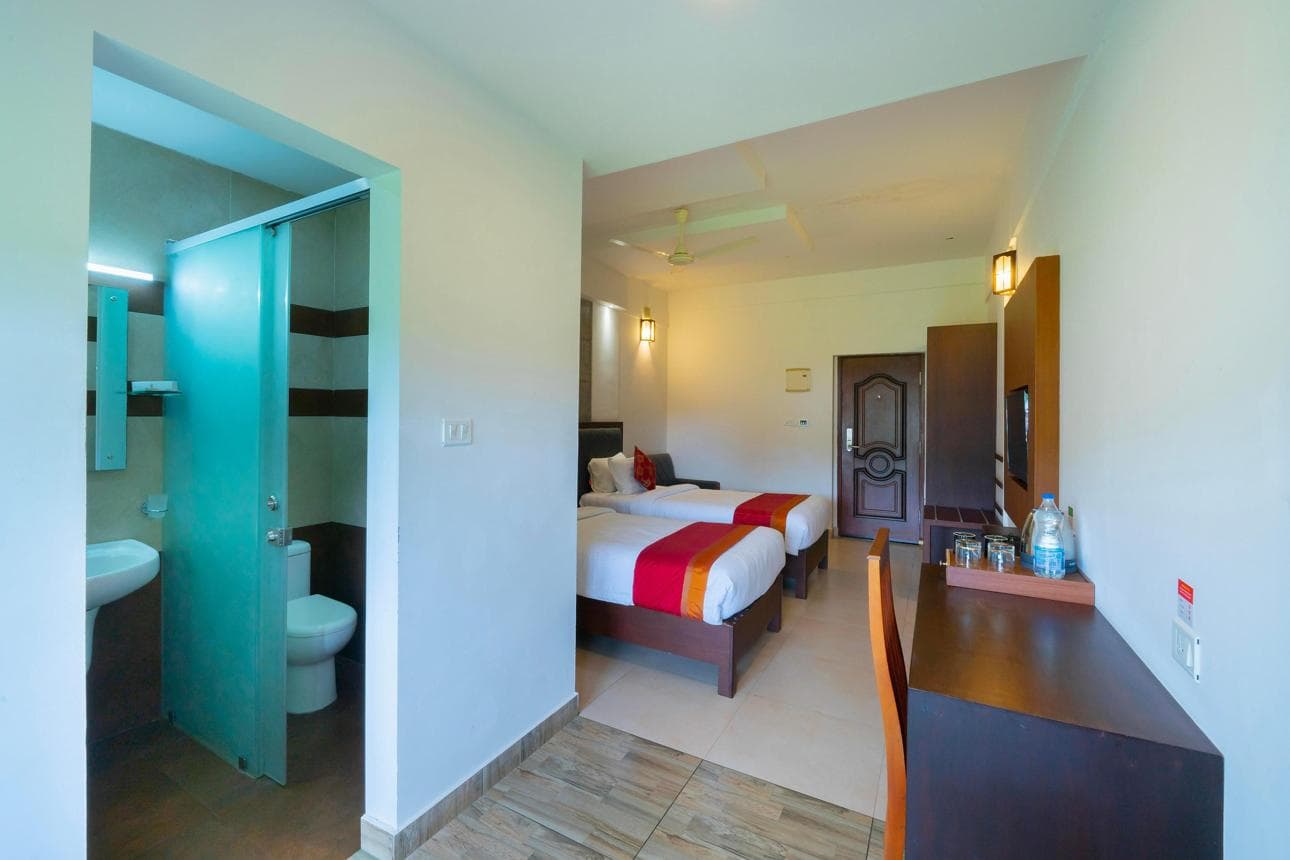Classic twin room