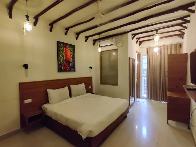 Deluxe Room with Balcony
