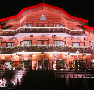 The Cliff Top Club, Auli