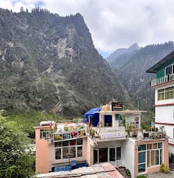 Hotel Gurudeva