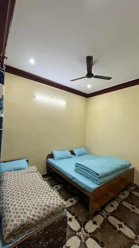 Triple bed Room