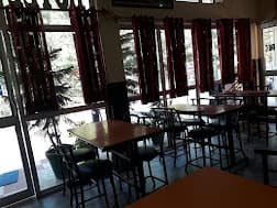Hotel Shree Shakti & The Family Restaurant photo 4
