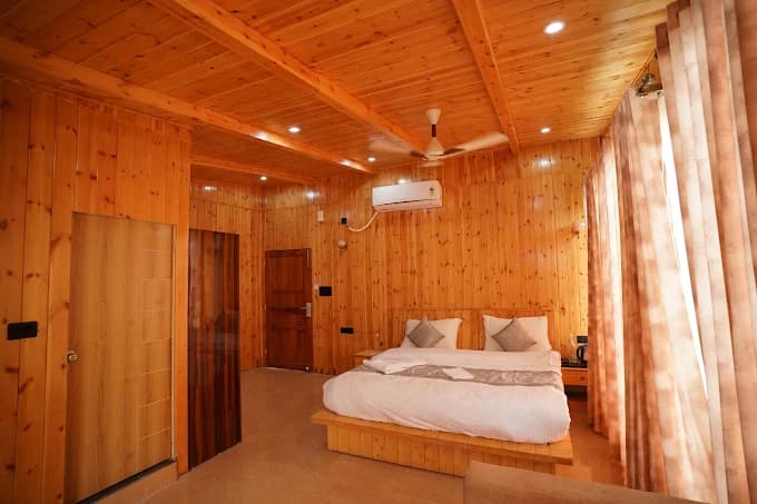 Cottage Room