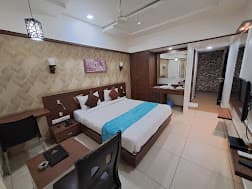 The Grand Imperial Restaurant & Hotel photo 2