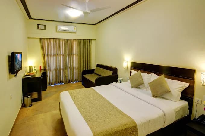 ESSENCIA ROOM