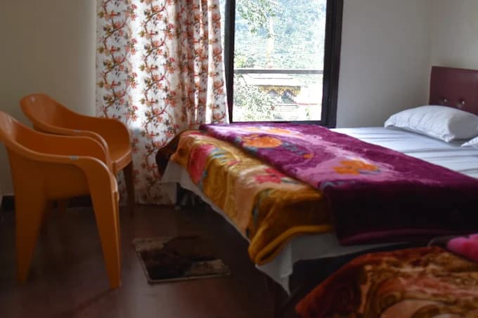Triple Bed Room