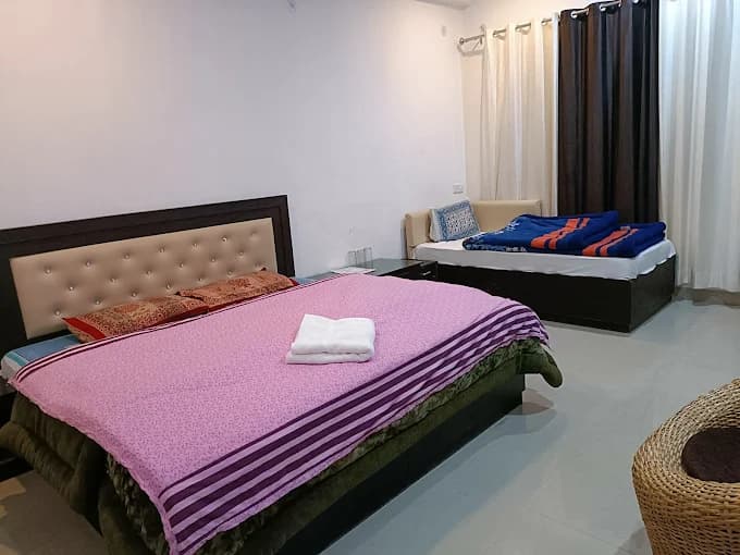 Triple Bed Room