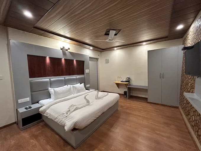 Sper Deluxe Room