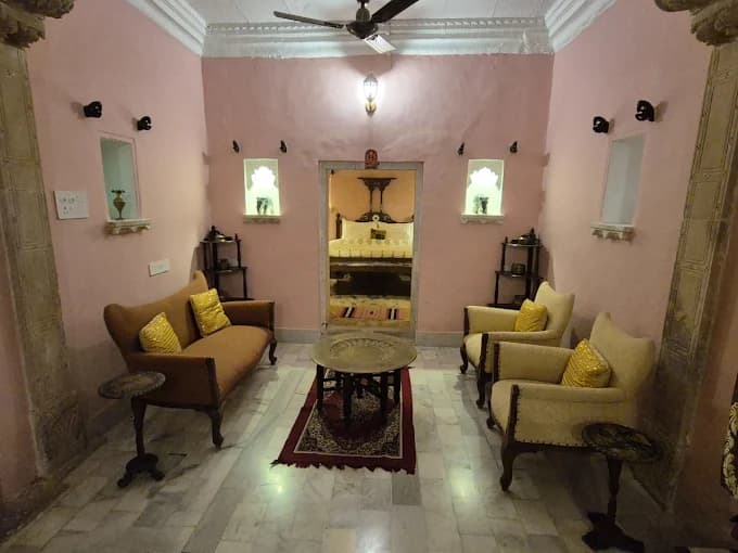 ROYAL SUITE ROOM