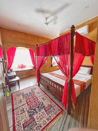 Quad room