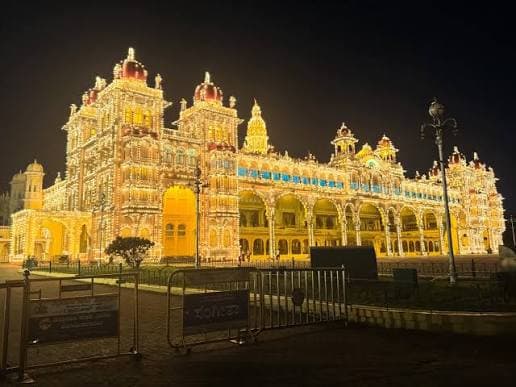 Tamil Nadu And Karnataka Nature And Heritage Tour Package — image 1