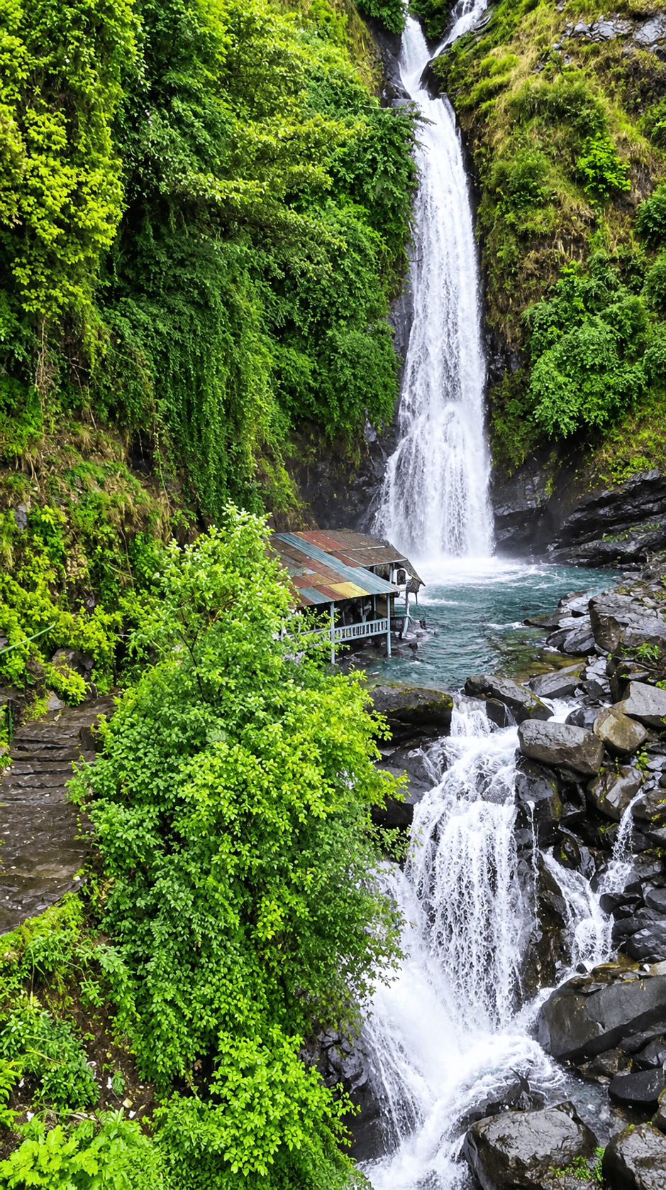 Bhagsu Waterfall