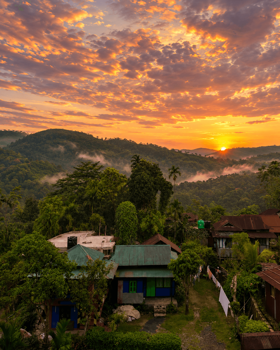 Mawlynnong Village