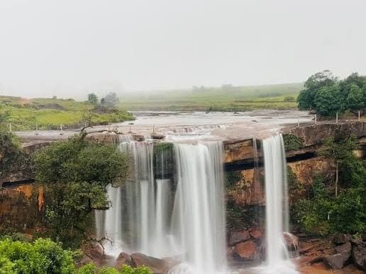 Phe Phe Falls