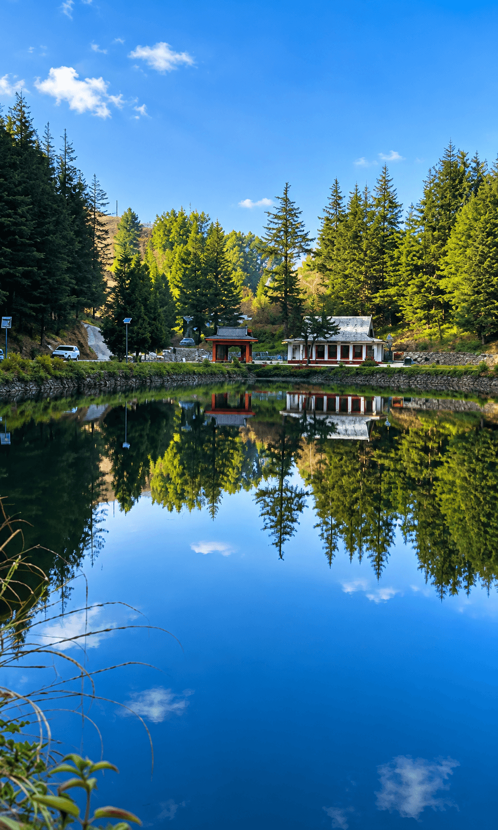 Tanni Jubbar Lake