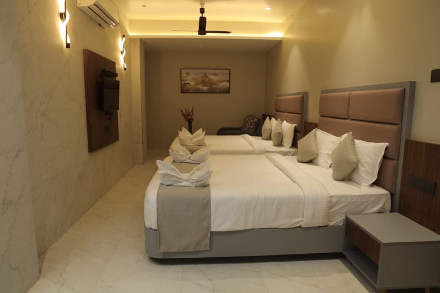 4 Bed family Room