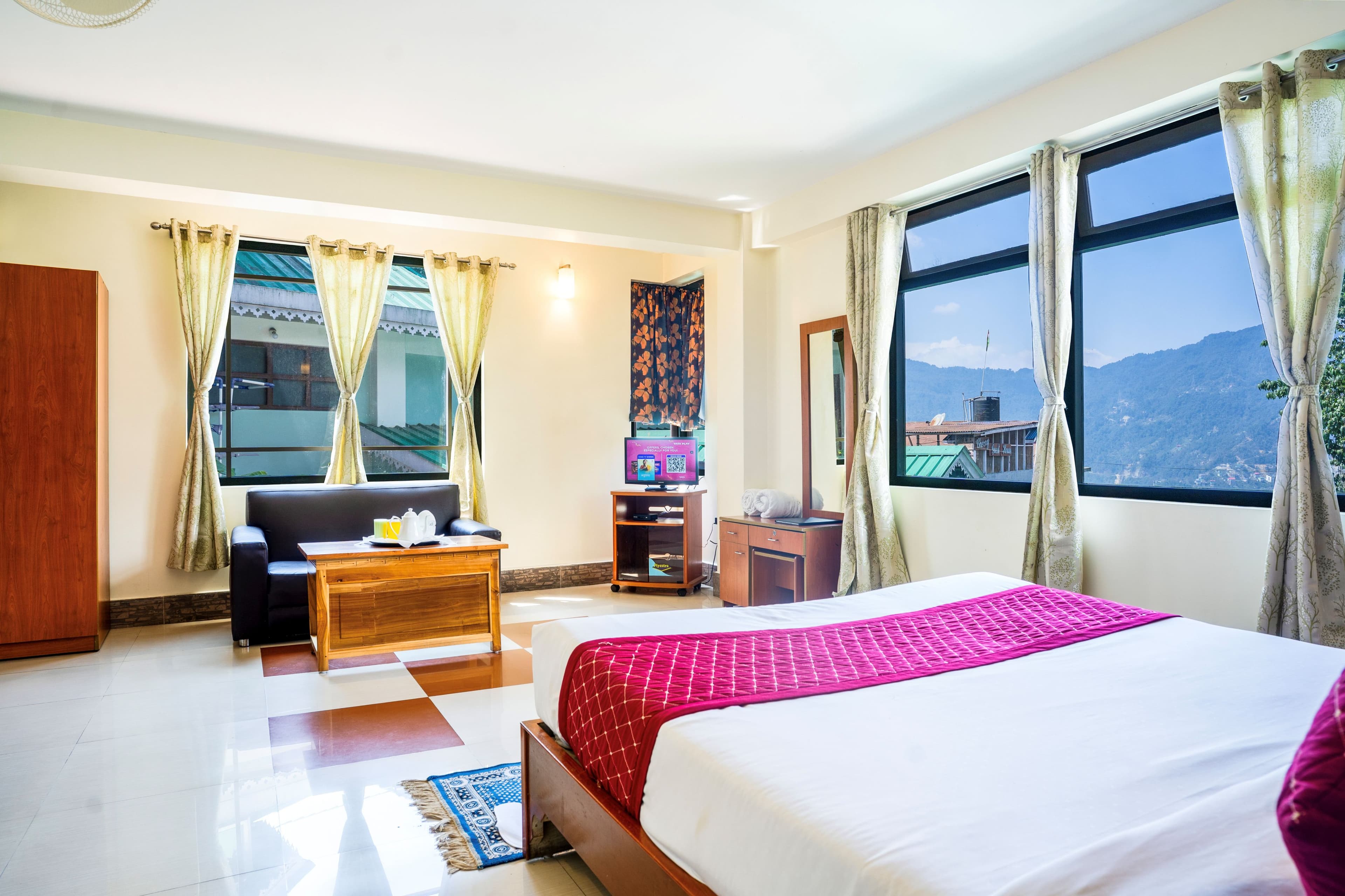 The Premium King with Kanchenjunga Mountain View and Private Balcony