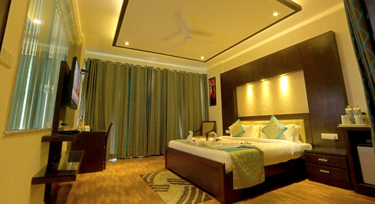 Suite Room