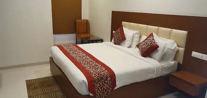 Executive Room with bathtub