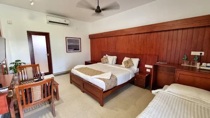 Sea View Suite