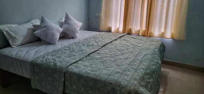 1 Non-AC Room