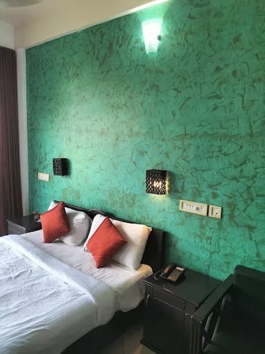 Deluxe Valley View Rooms