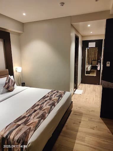 Executive Room