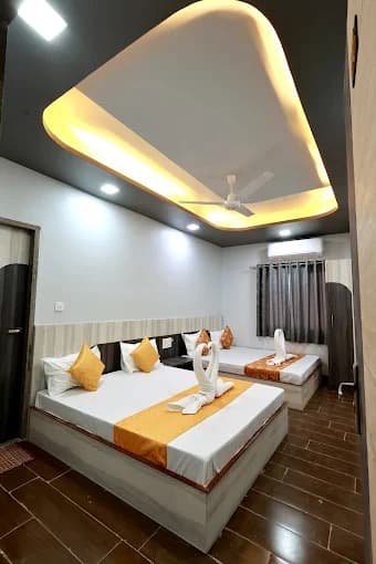 Royal Family Suite Room