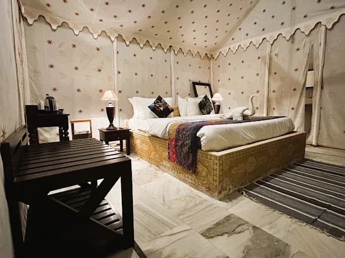 Super deluxe AC tent