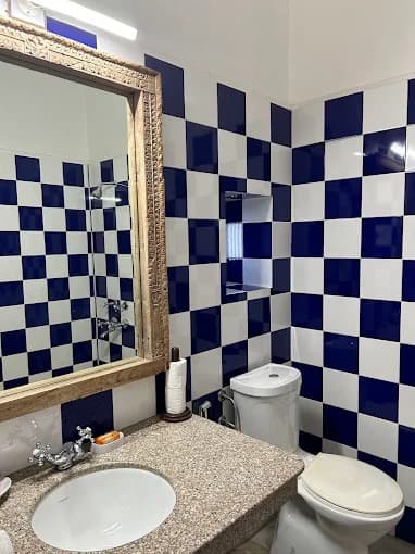 DOUBLE ROOM