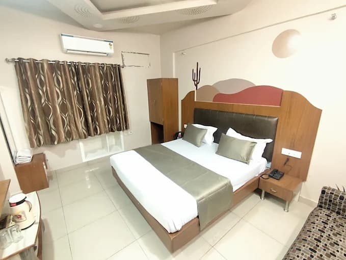Deluxe AC Room