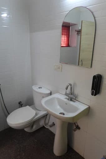 Deluxe Double AC Room