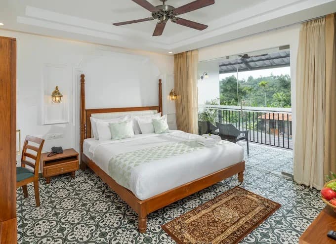 Luxury Tea Garden View AC
