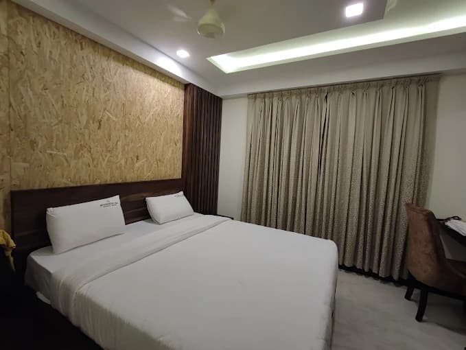 Suite AC