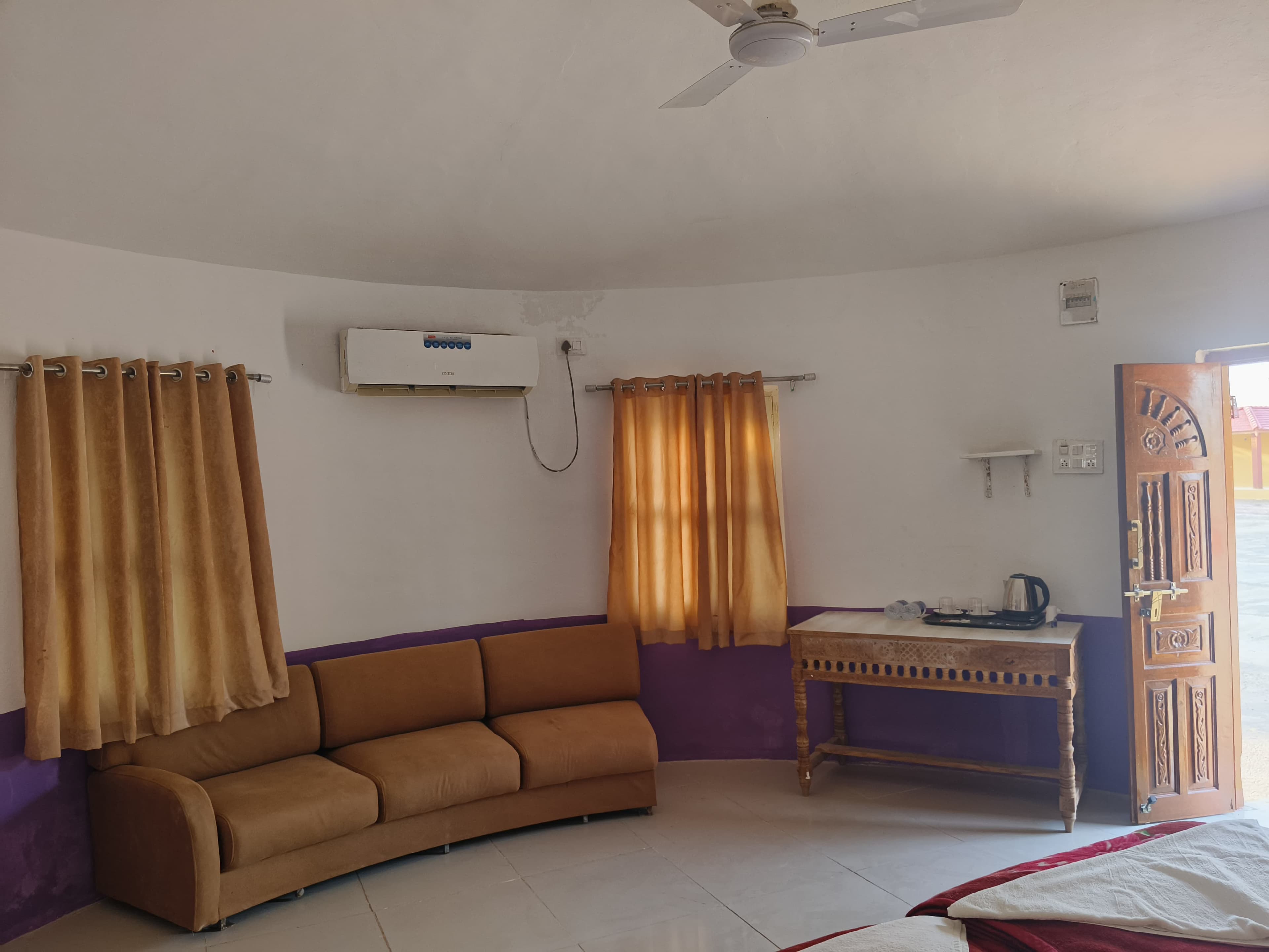 Premium AC Bhunga