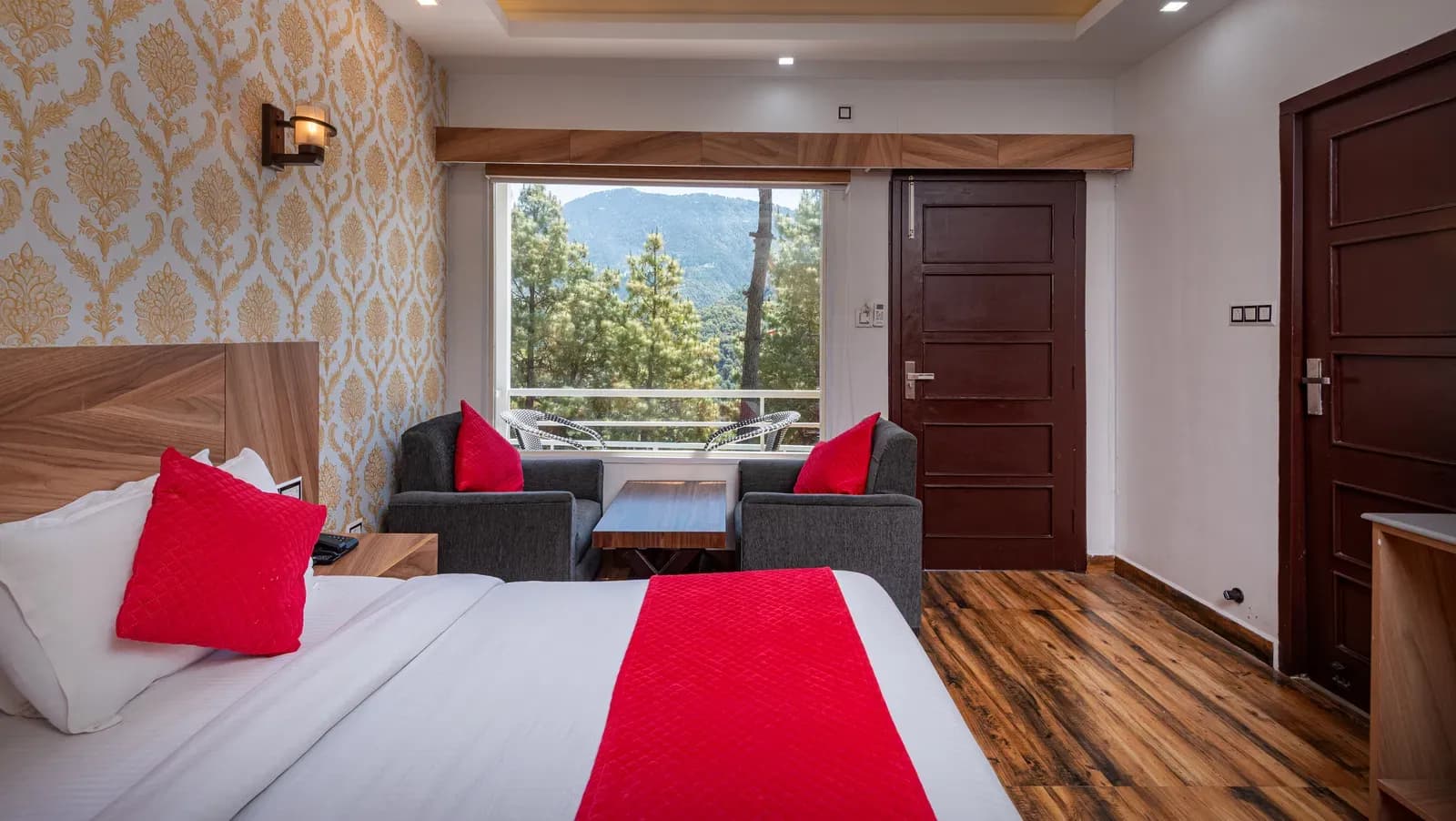 Premium cottage with balcony