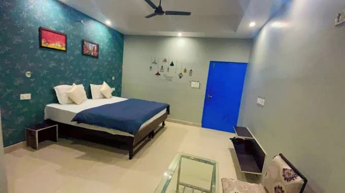 Deluxe room non ac