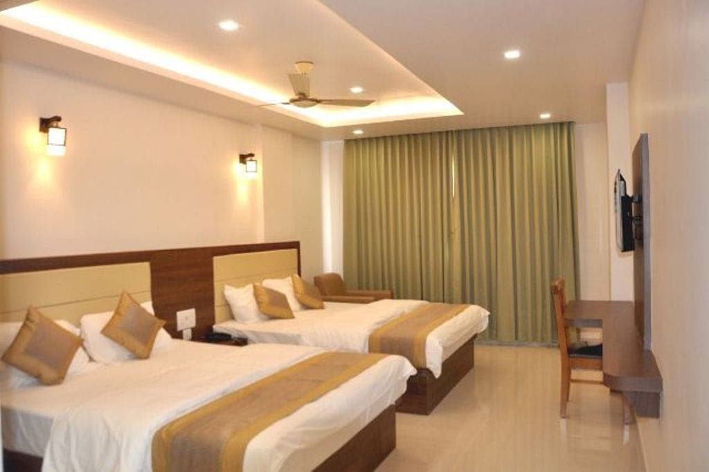 Family suit room with A/C